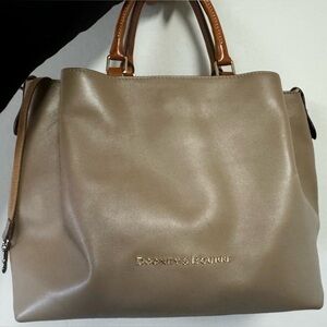 Dooney & Bourke Taupe Large Barlow
